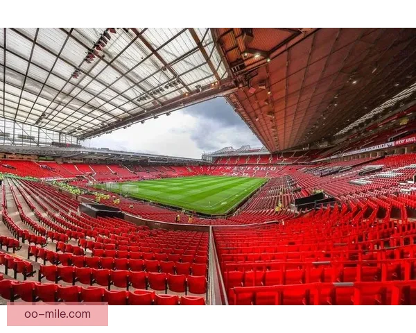 曼联宣布启动老特拉福德南看台扩建工程计划 提升球迷体验和观赛环境